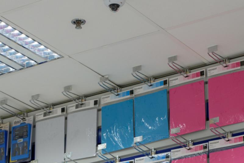 AXIS T91A23 in boutique ceiling