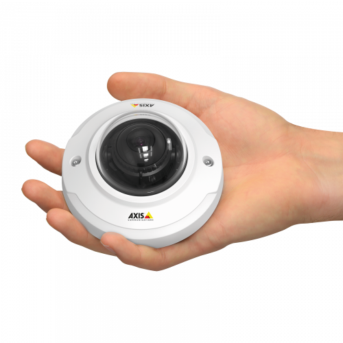 AXIS M3044-V IP Camera è dotata di un design ultracompatto e discreto e supporta analisi intelligenti 