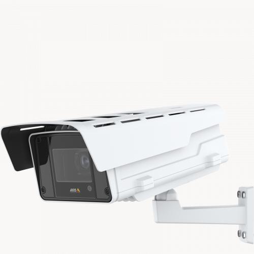 AXIS Q1645-LE IP Camera는 OptimizedIR 및 흔들림 보정(EIS) 기능이 있습니다. 