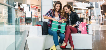 Customer experience with ladies in shopping mall