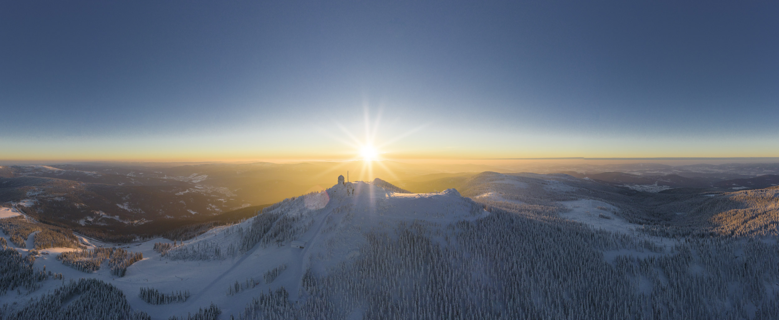High-tech on a mountain: Grosser Arber relies on IP cameras for ...