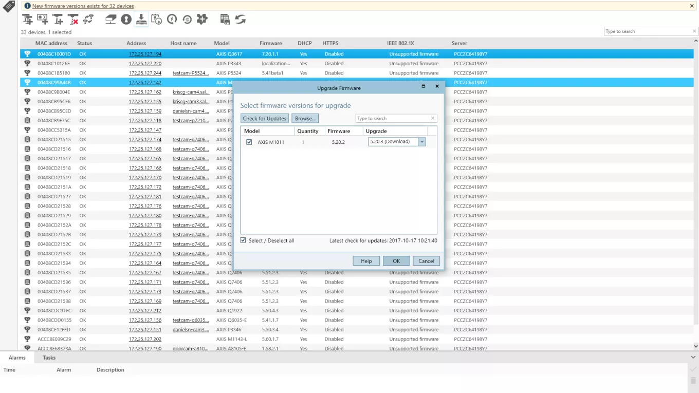 Programm auf dem Computer zeigt die Vorgehensweise zur Aktualisierung der Firmware