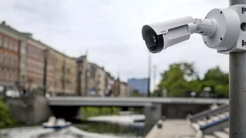 AXIS P1485-LE overseeing a canal