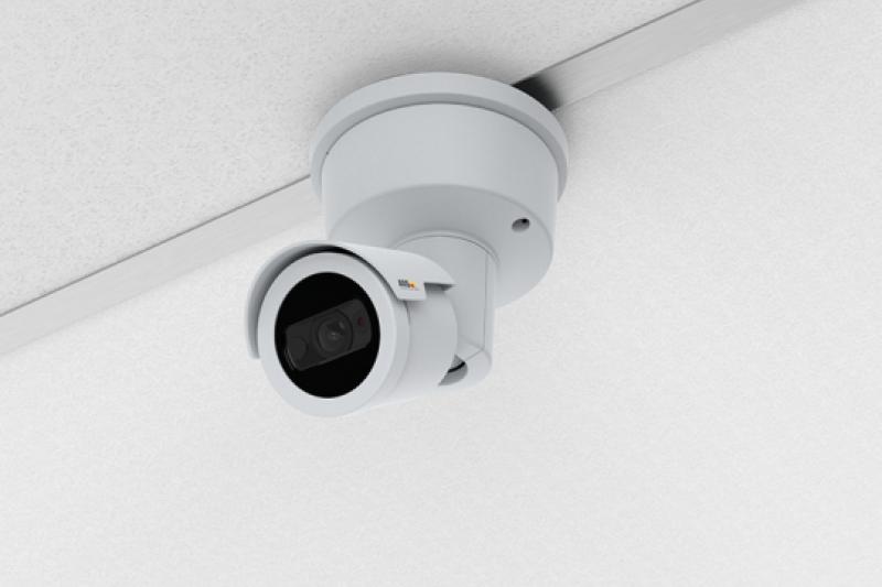 AXIS T91A23 mounted in ceiling