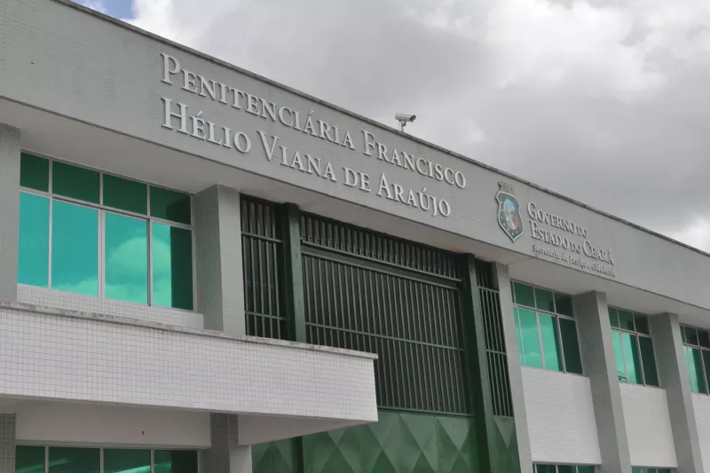 Exterior of Penitenclaria Francisco Hélio Viana de Araújo State Prison.