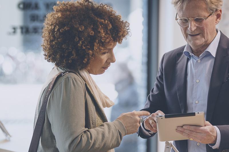 Bank advisor helping customer