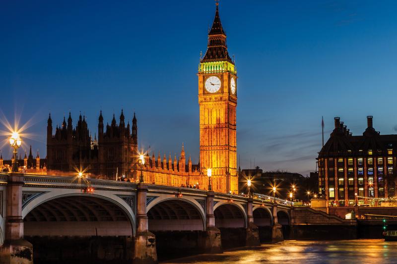 bigben in london at night