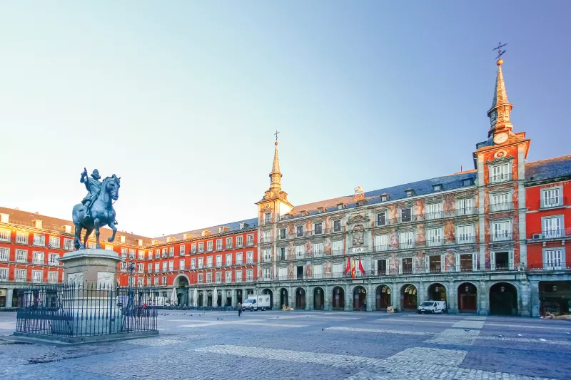 plaza mayor in madrid in daylight