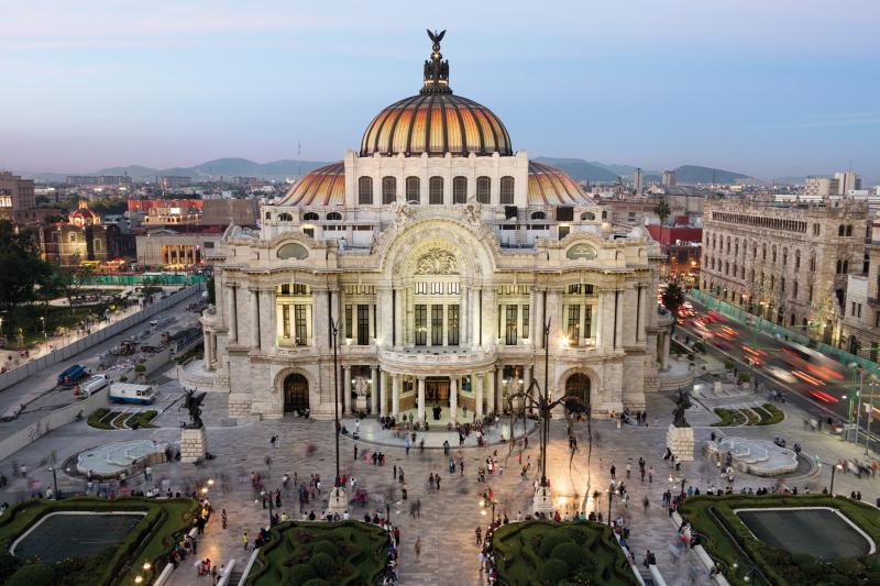 palacio de bellas artes in mexico city