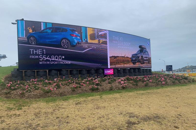 Digital signage by road 