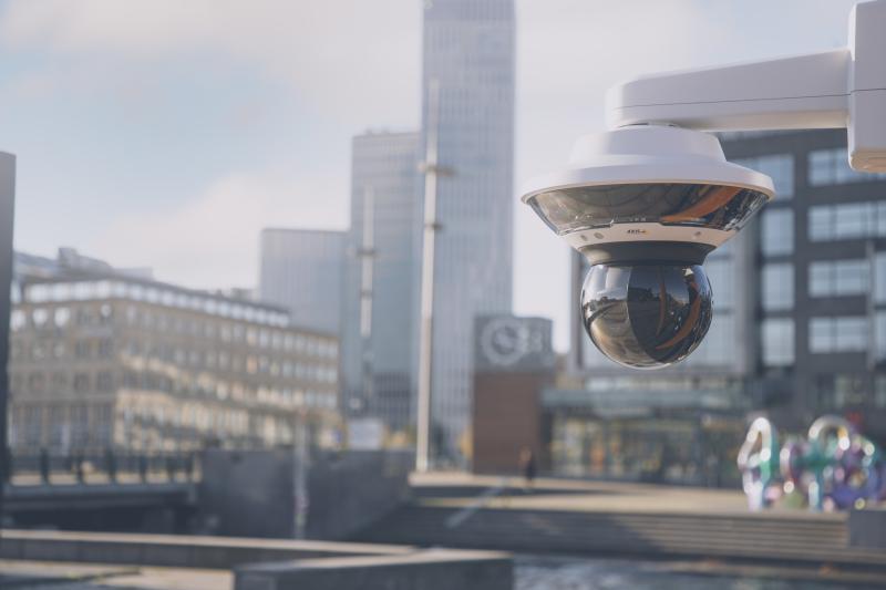 Axis camera in big city of high office buildings.