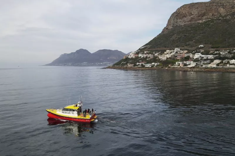 nsri_boat_shoreline_2600x1732