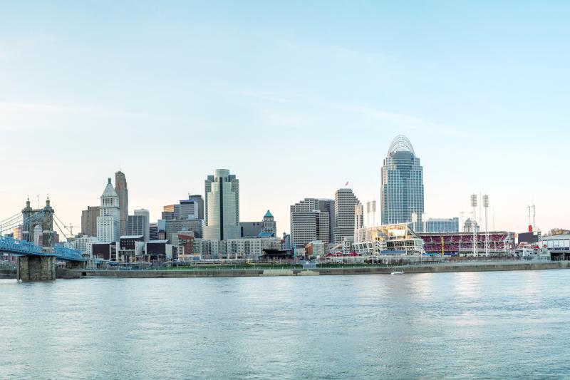 Waterfront skyline in Cincinnati during day.