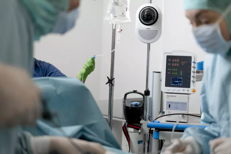 q9307lv_surgery_room_01_2305