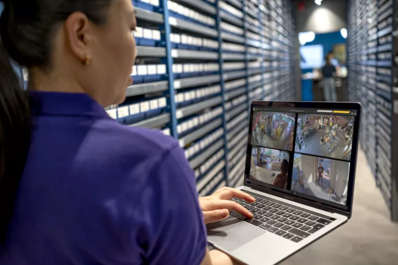 acs edge woman retail