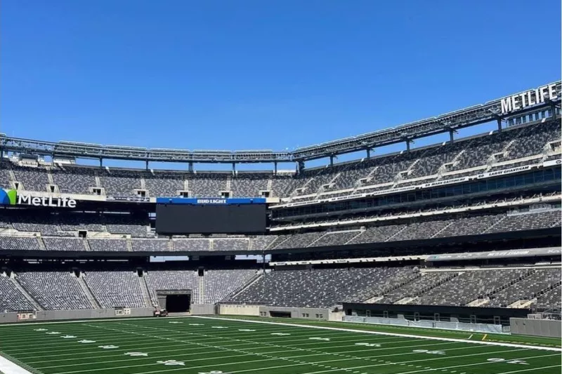 Field shot inside MetLife Stadium