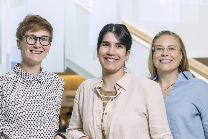 Eva Haslum, Lisa Eneroth and Tara Hassani posing for the camera 