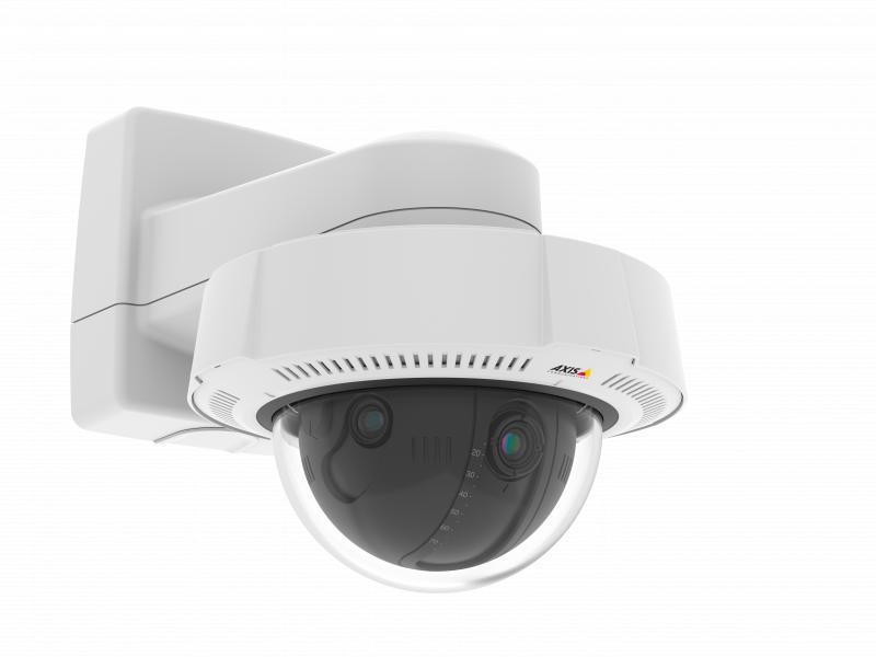 AXIS Q3708-PVE captures smooth video in great detail, filming in Quad HD resolution at 30 frames per second.