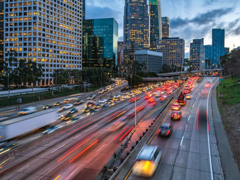 Axis IP Camera has HDTV 1080p with 40x optical zoom. The camera is viewed from a traffic flow