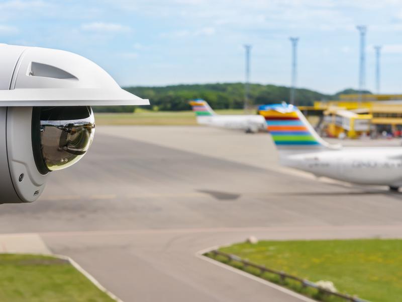 Axis IP camera - Outdoor airport runway