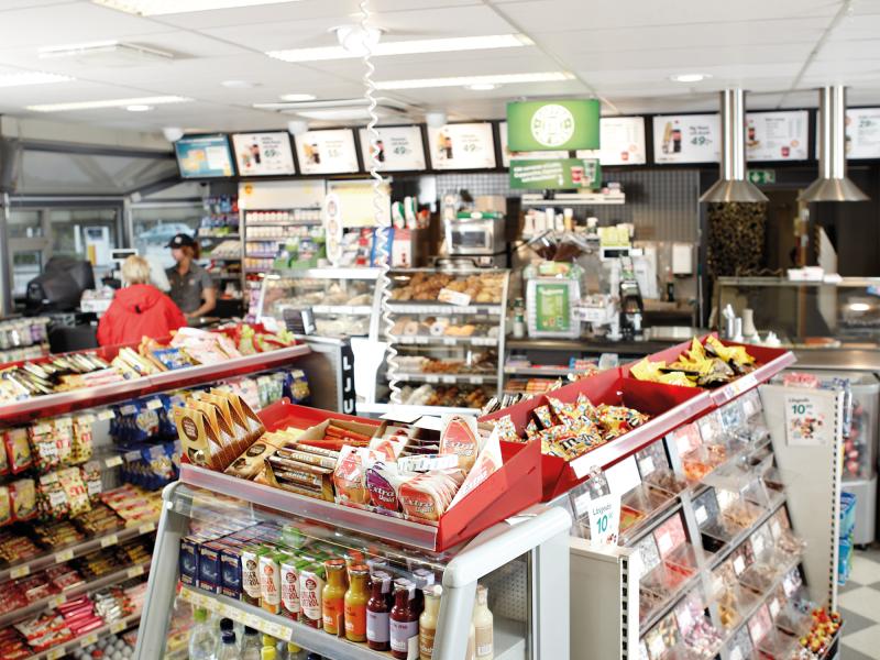 Axis IP Camera image of an retail store