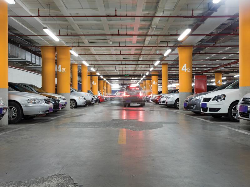 Axis IP Camera parking garage with yellow pillars