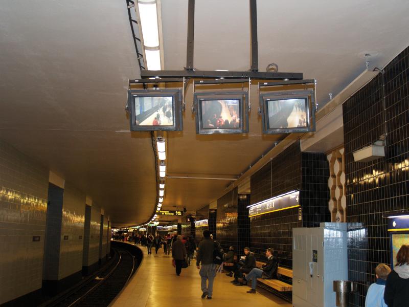 Monitors on subway platform