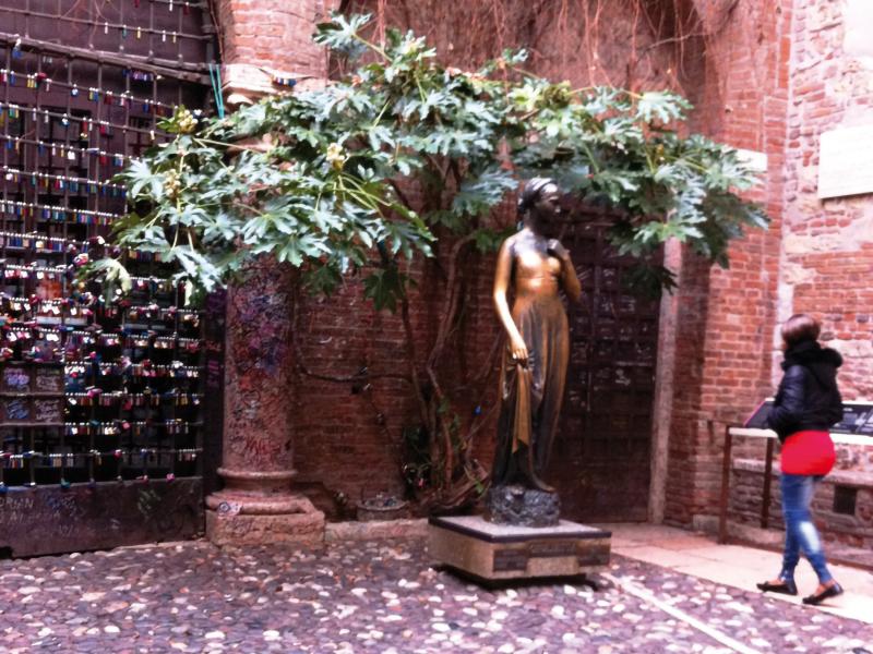 Statue of  woman in Verona