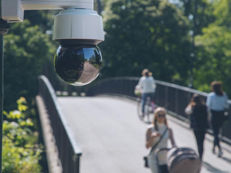 AXIS Q6135-LE PTZ Camera mounted on pole overlooking bridge