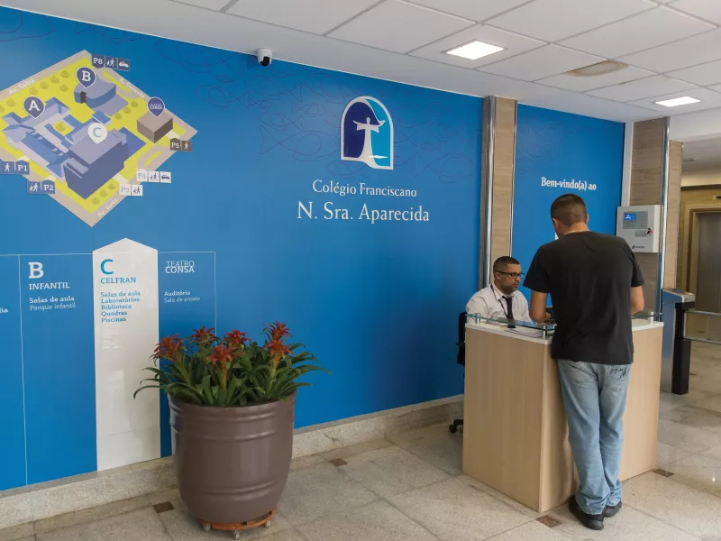Reception desk
