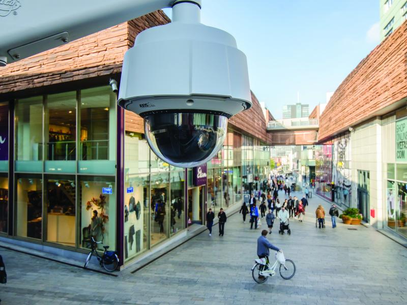 Shopping center with Axis camera in the foreground