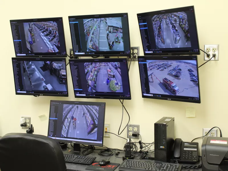 Monitor wall at Crest Foods