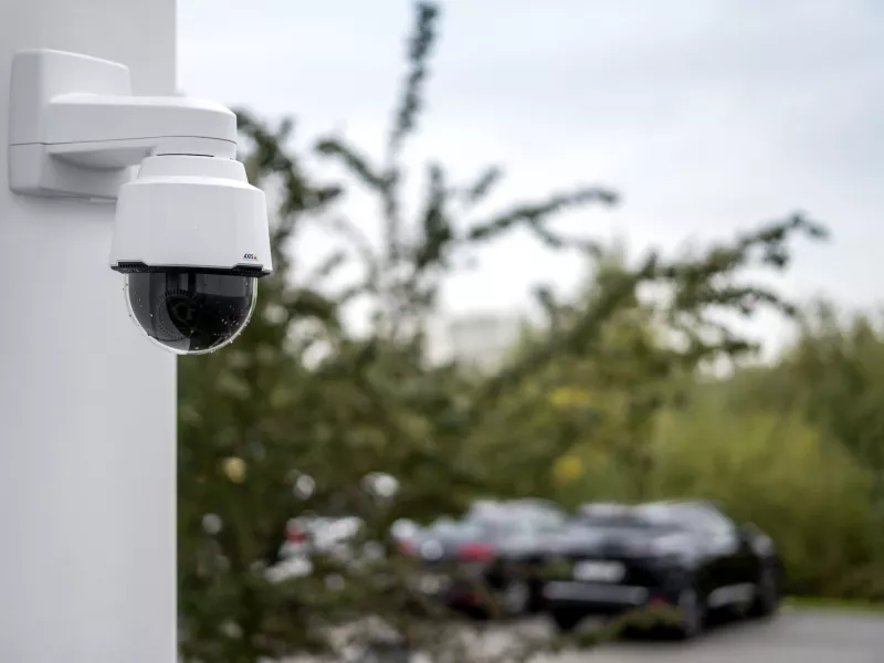 ptz camera mounted on wall outdoor
