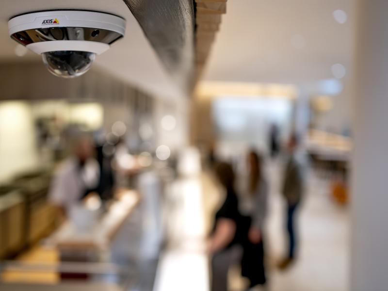 AXIS F4105-LRE Dome Sensor in restaurant/retail area