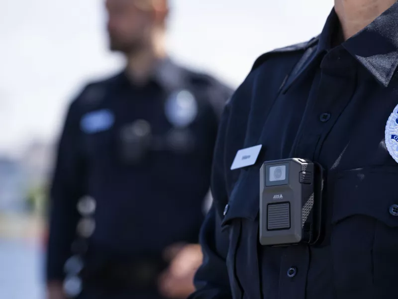 AXIS W102 Body Worn Camera black right