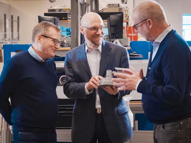 Part of the team who developed Axis explosion-protected products.