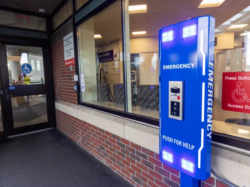 Emergency call box with 2N verso intercom at hospital entrance