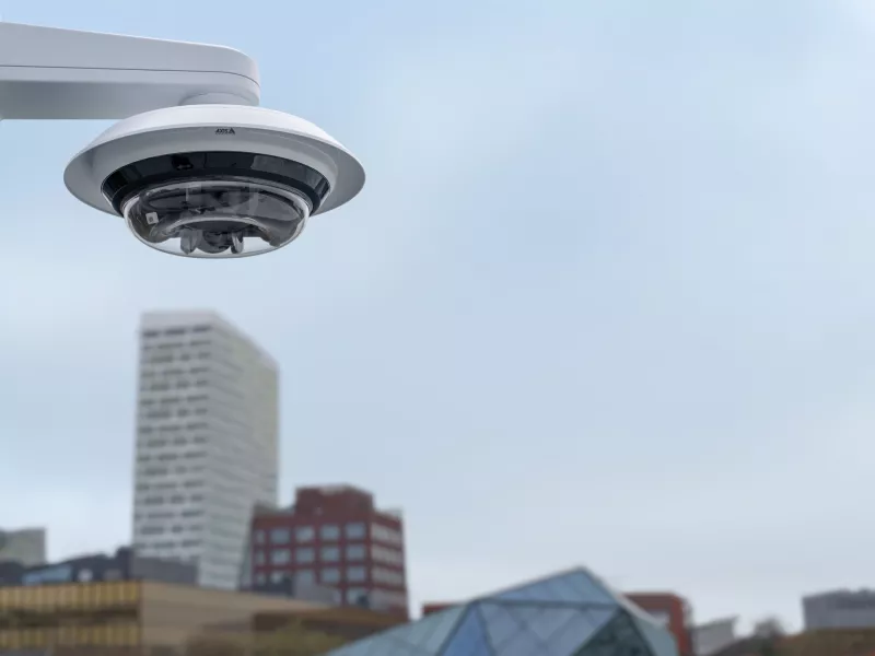 multidirectional camera mounted in pole mount