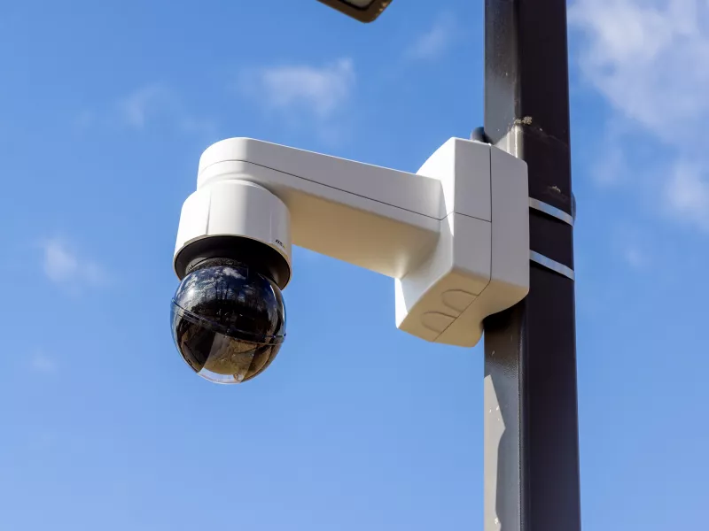 Q61 PTZ on pole on university campus