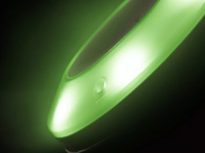 AXIS D4200-VE green black background