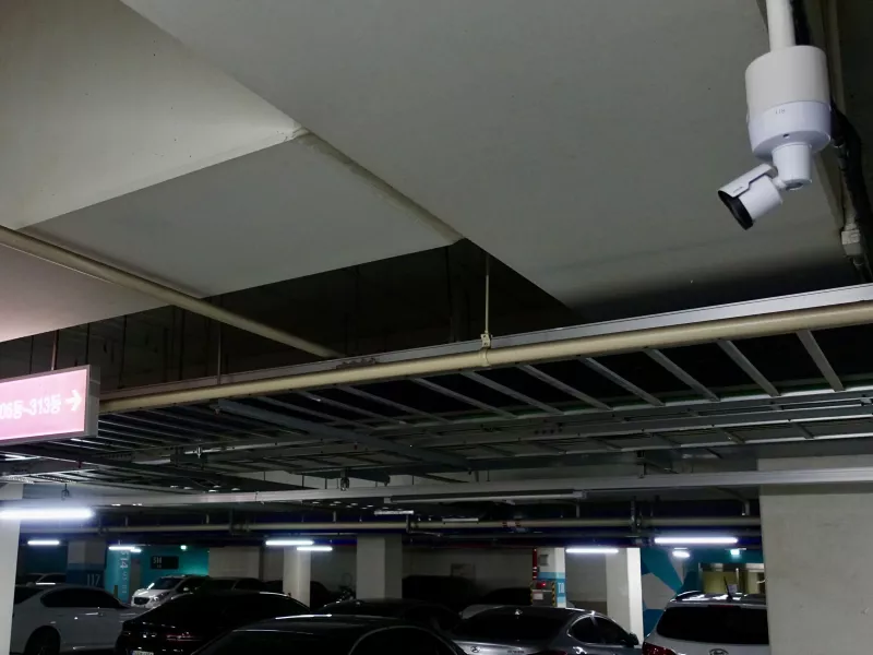 Jakok Raemian apartment parking lot monitoring