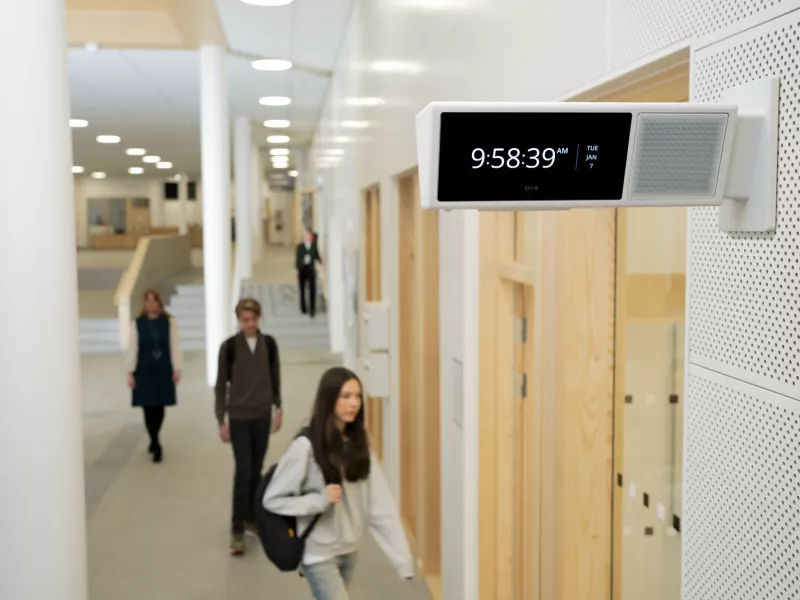 product image AXIS C1720. Wall mounted. Time and date.