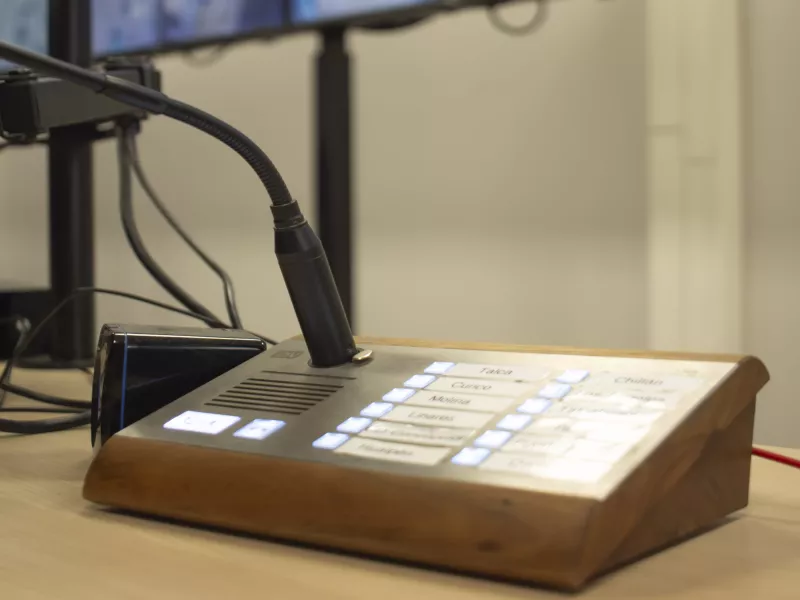 Paging unit at Construmart