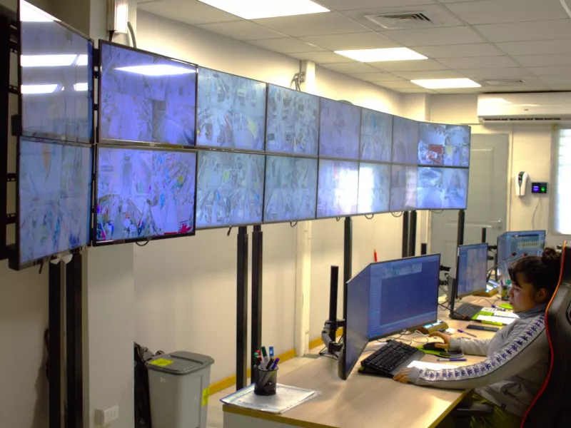 Contrumart control room with screens