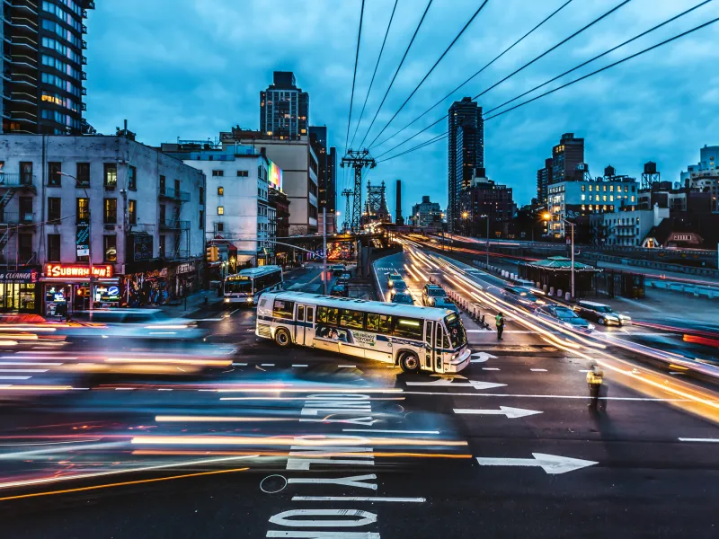 bus at night 
