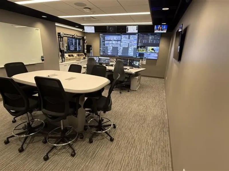Cincinnati Axis Experience Center security operations center featuring real-time monitoring and analytics