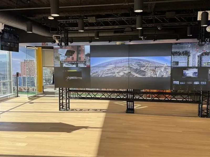 Cincinnati Axis Experience Center product display showcasing Axis solutions