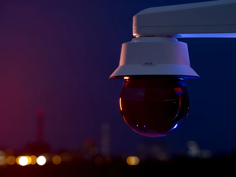 AXIS Q6355 PTZ camera, high-quality video footage, even in complete darkness 