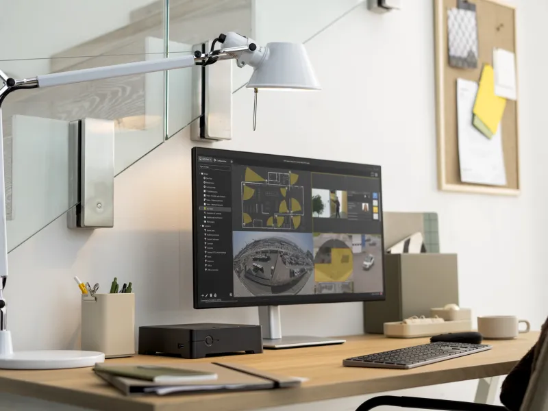 AXIS S3008 mkII on desk