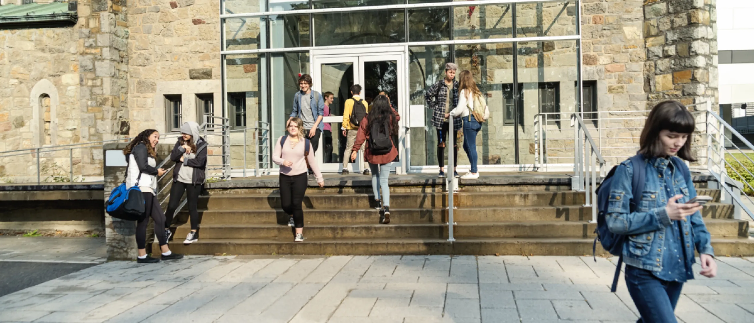 Students leaving campus 